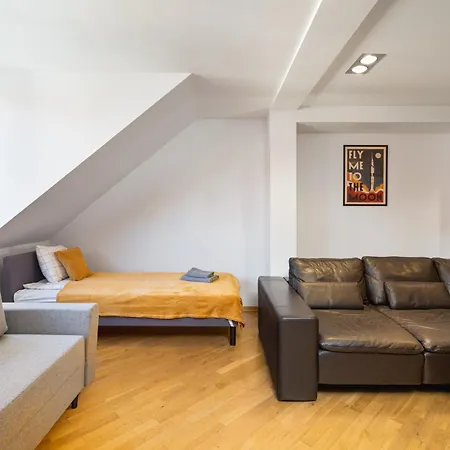 Urban - Great Location - Center - Piwna Warszawa