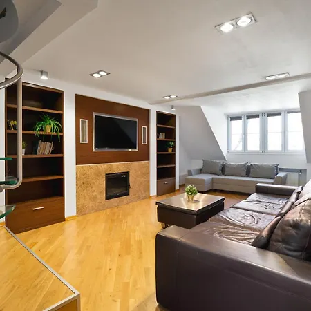 Urban - Great Location - Center - Piwna Apartment Warschau