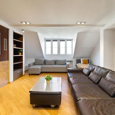 Urban - Great Location - Center - Piwna