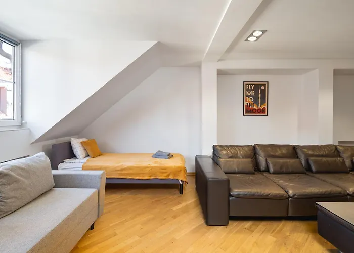 Urban - Great Location - Center - Piwna وارسو